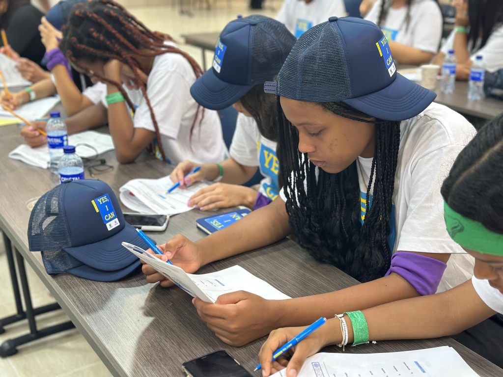 Estudiantes de Palmira vivieron una experiencia inolvidable en inmersión bilingüe del programa “Yes I Can”
