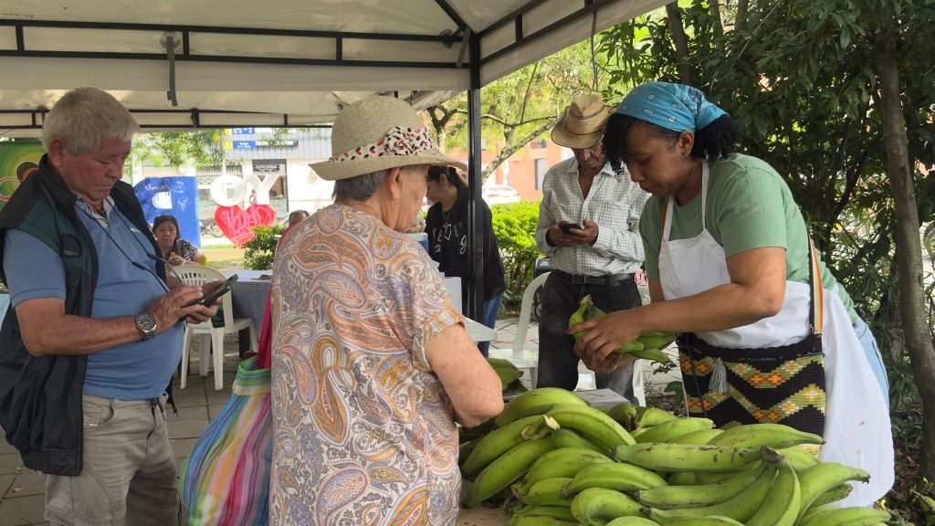 Ventas por cinco millones de pesos en la Feria Campesina