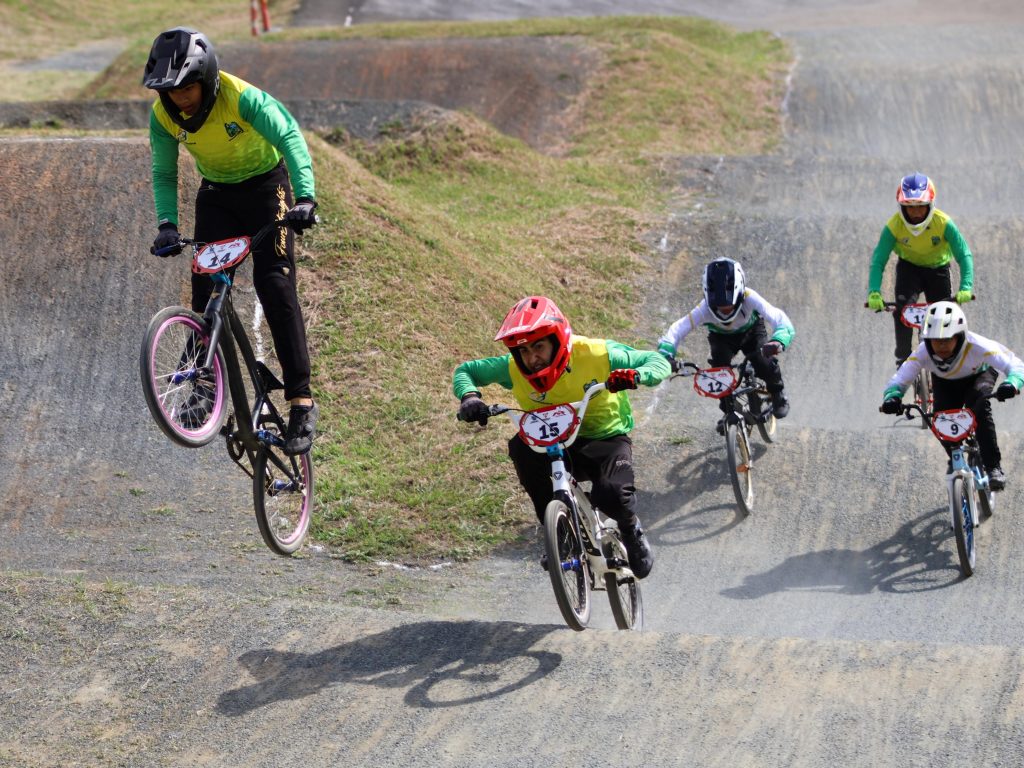 Palmira debuta con medalla de plata en el BMX de los Juegos Departamentales 2025