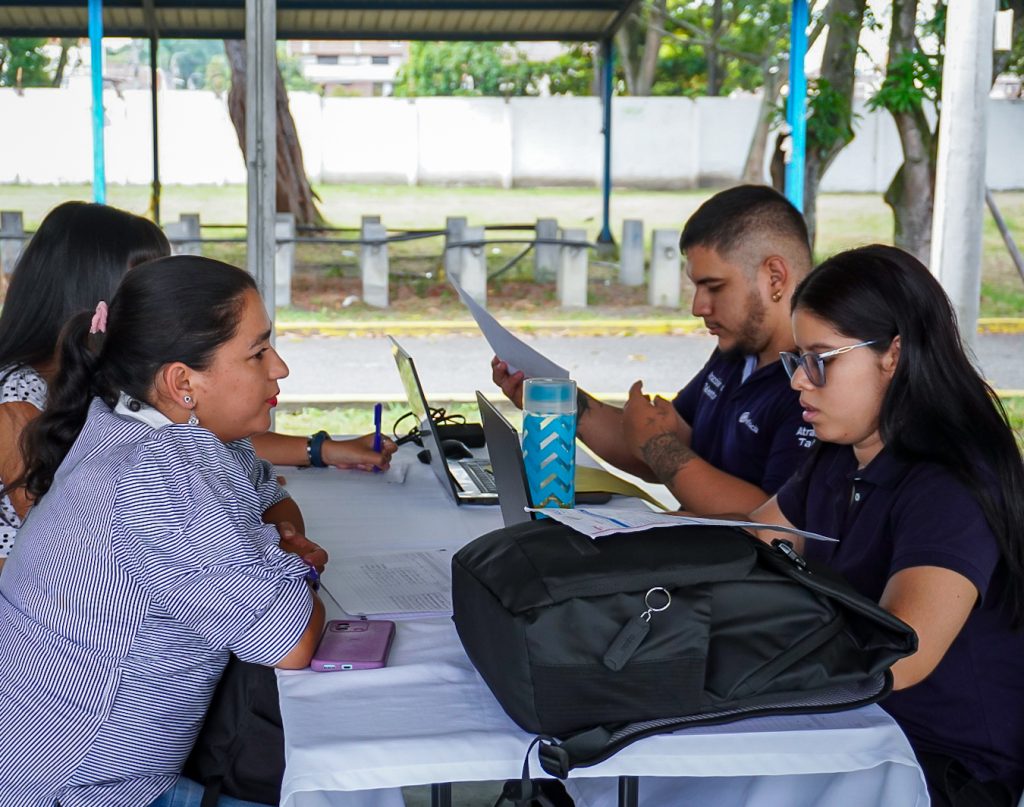 atencion presencial en jornada de empleo