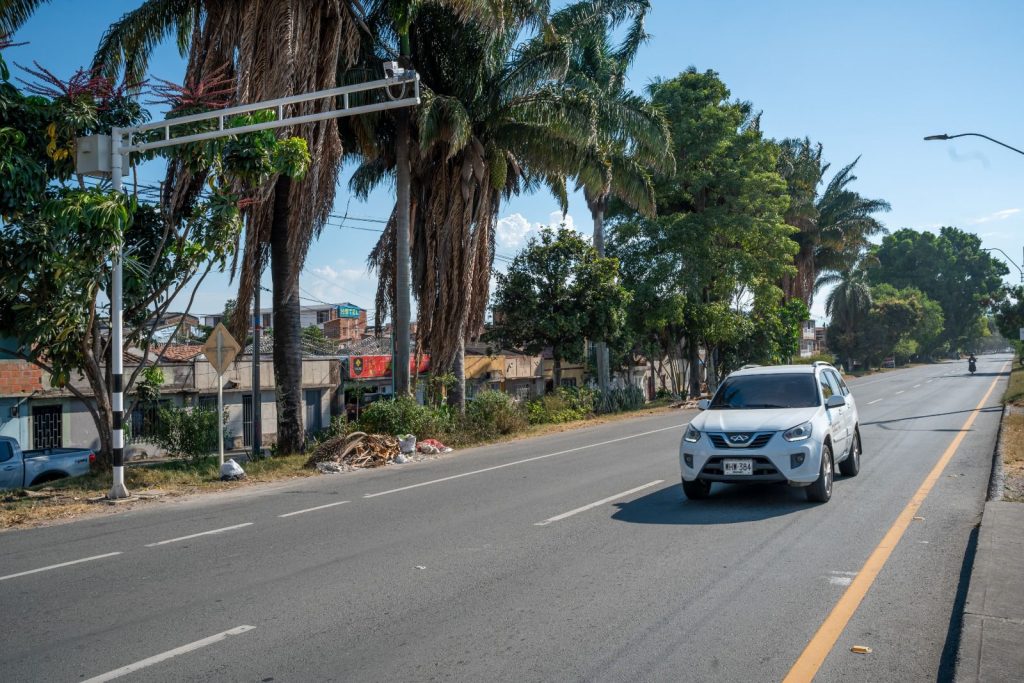via vehicular con cámaras de seguridad