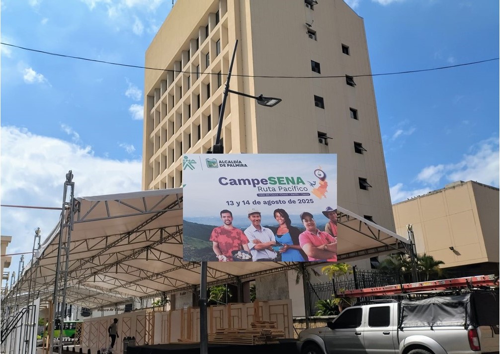 carpa evento campesena en el parque bolívar