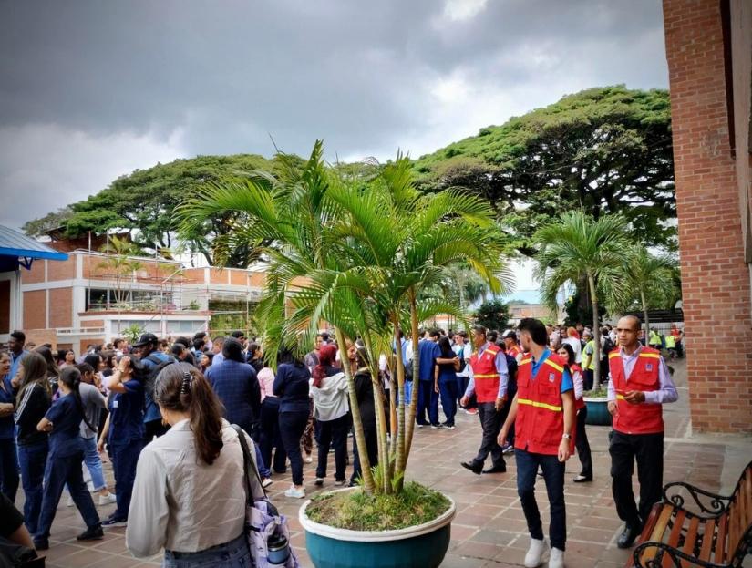 simulcro de evacuacion