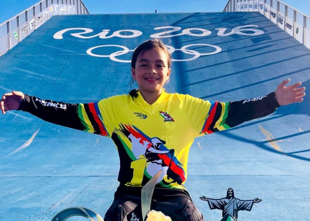 Luciana Armilla triple campeona internacional de bicicross