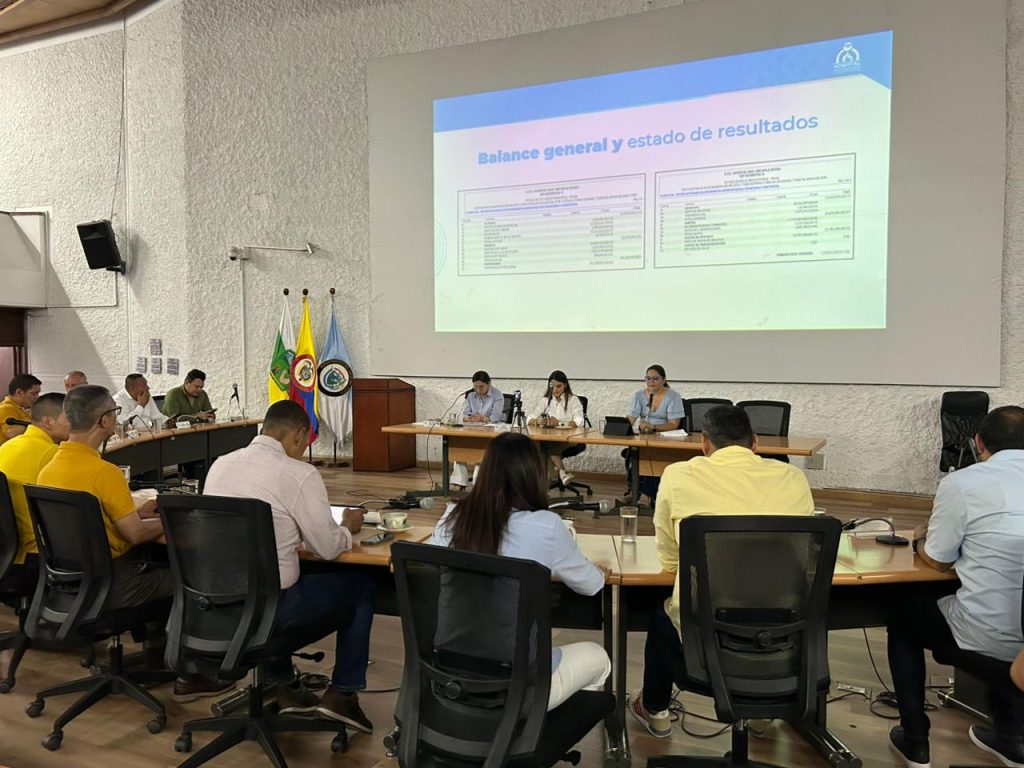 Gerente Hospital Raul Orejuela Bueno