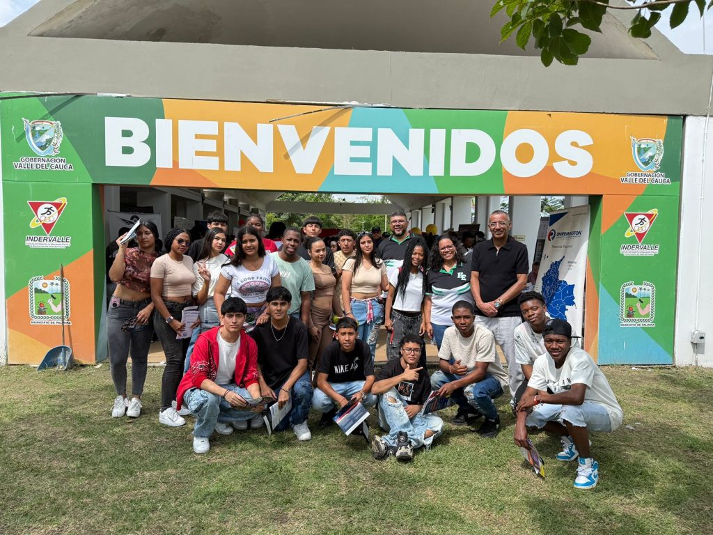 feria camino a la universidad