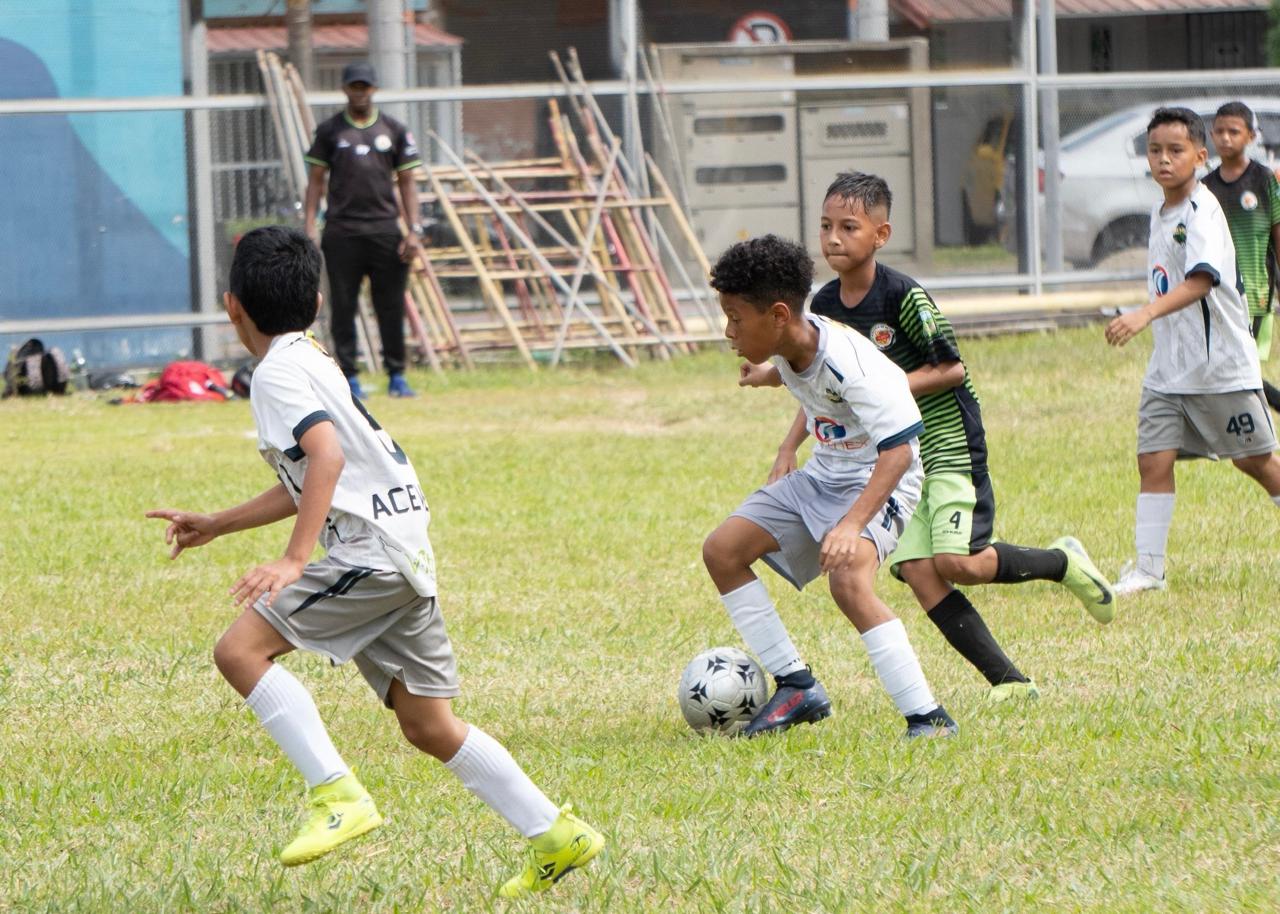 competencia futbol infantil
