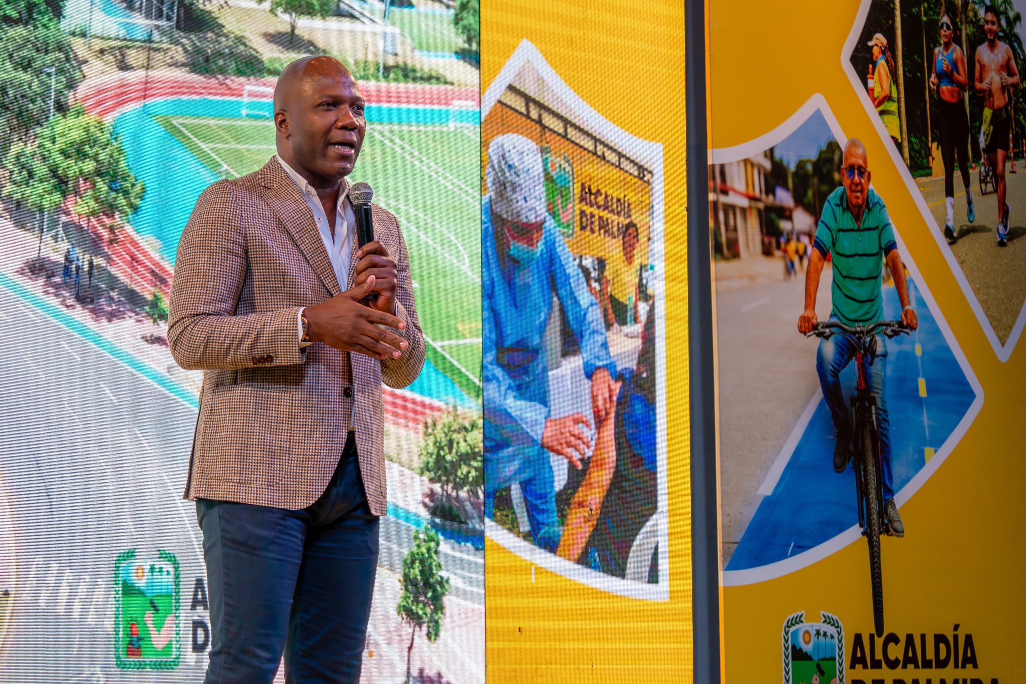 alcalde Víctor Ramos en audiencia de rendición de cuentas