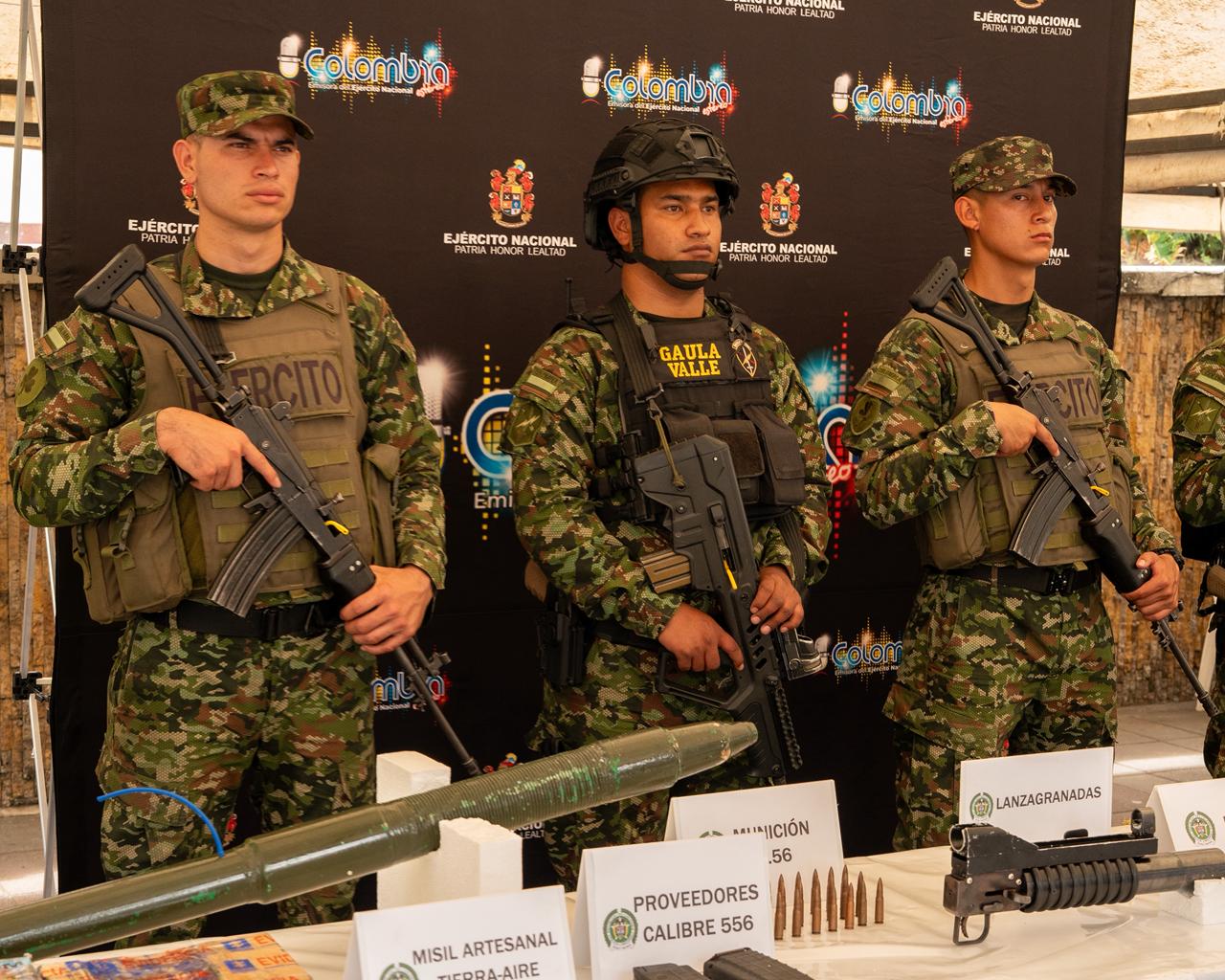 mienbros de la policia nacional