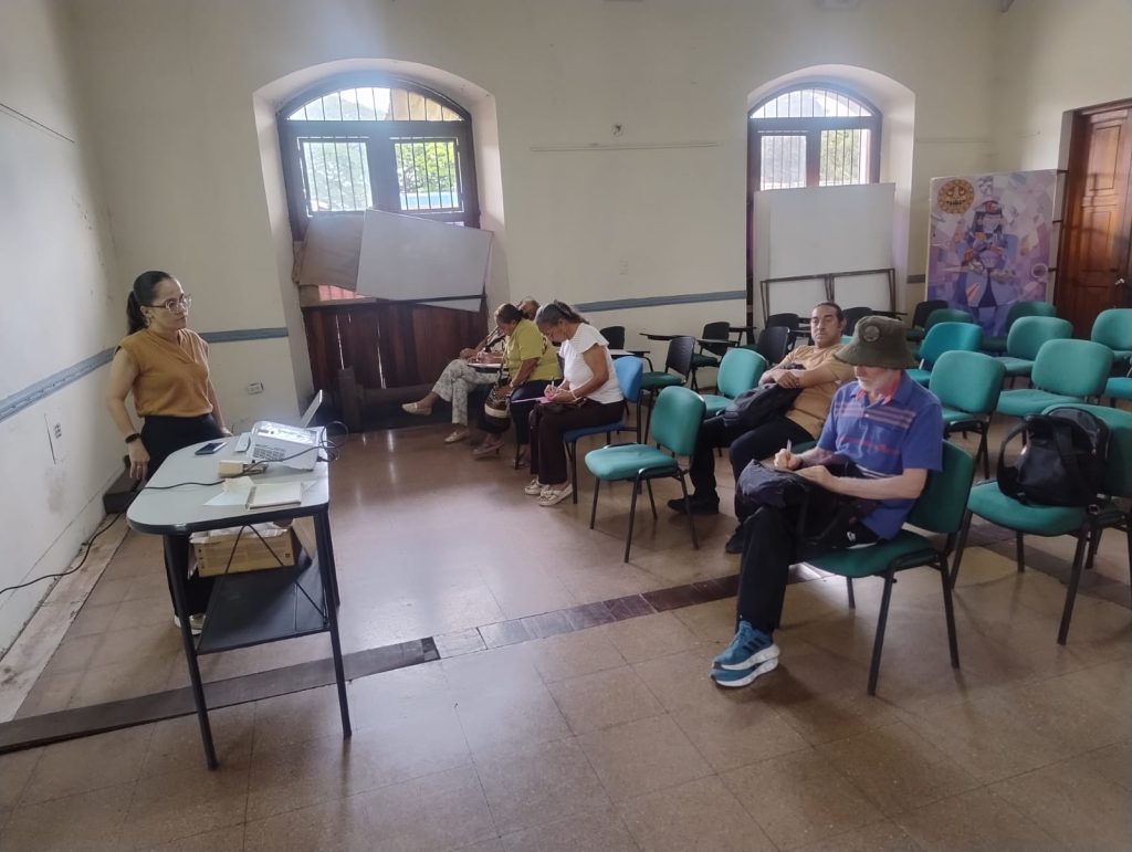 socializacion dignidad mayor