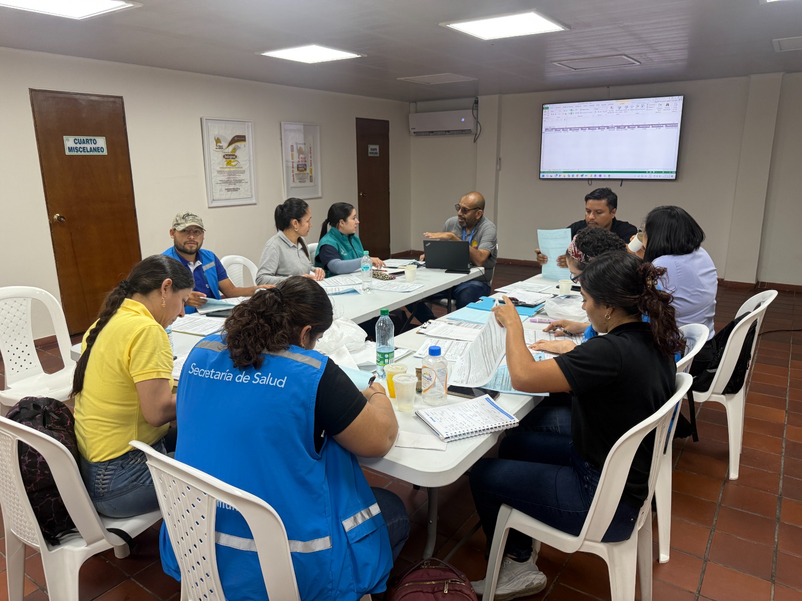 equipo de trabajo inspectores salud