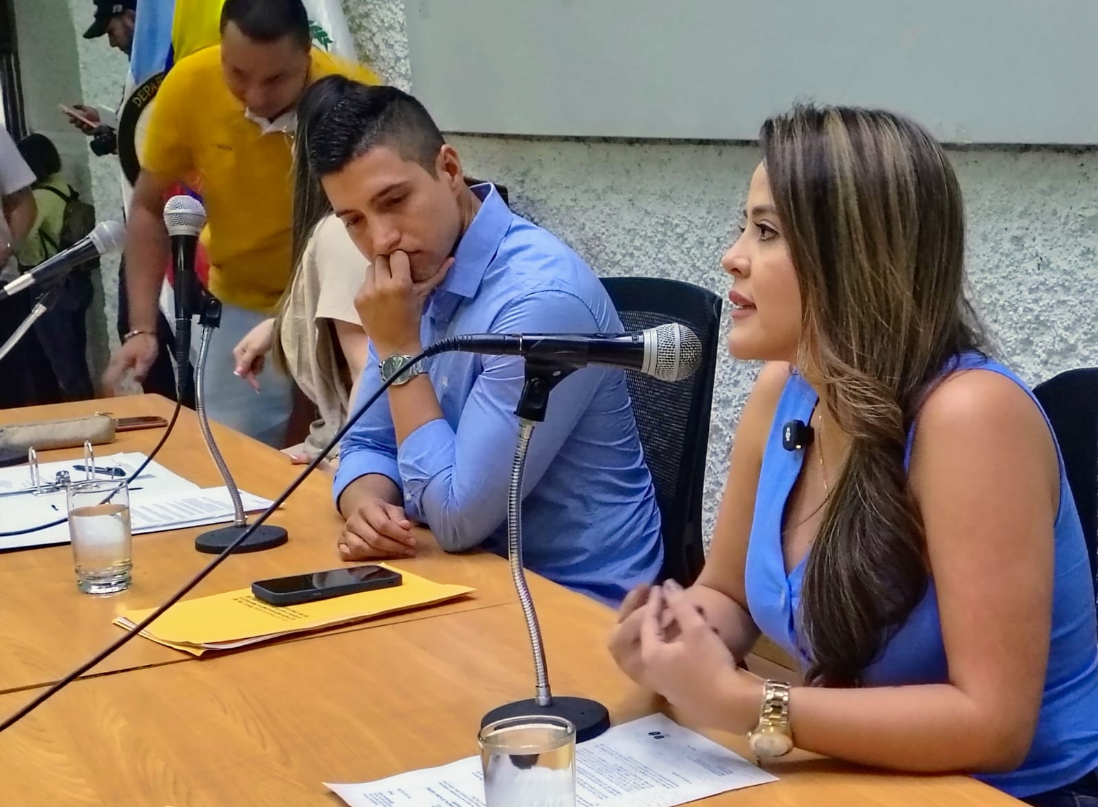 Grace Vélez, instalacion concejo municipal