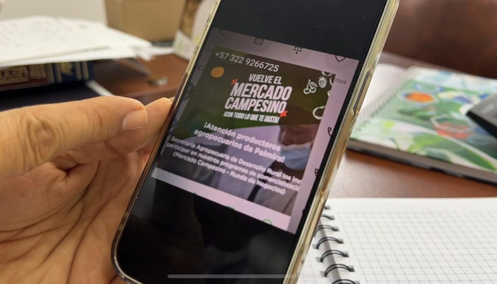 pantalla celular mensaje fraudulento