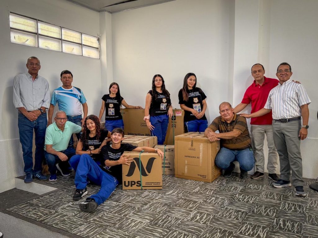 Palmira transforma su educación con materiales STEAM para Instituciones Oficiales